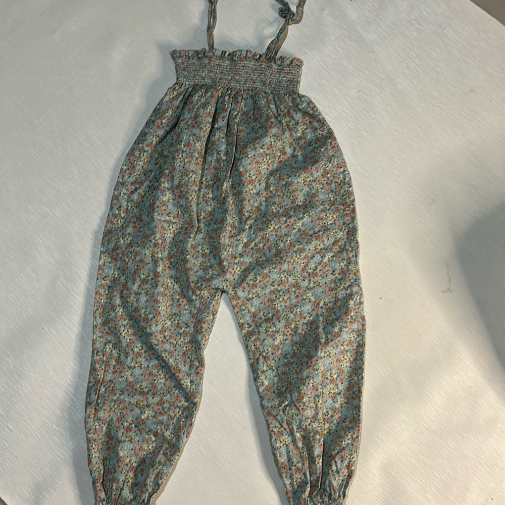 Babidu jumpsuit floral print smocked bodice adjustable tie strap Sz 4 A
